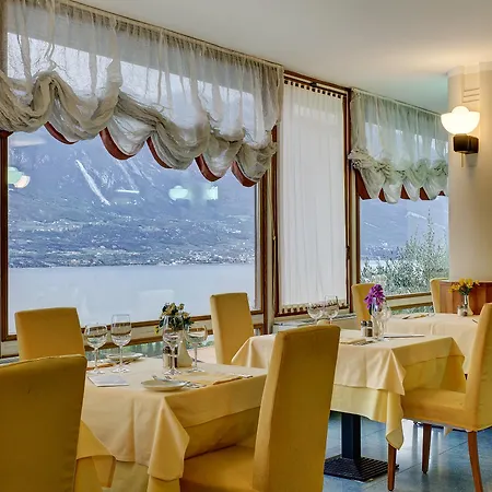 Cristina 3* Limone sul Garda